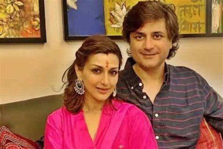 Goldie Behl , Sonali Bendre
