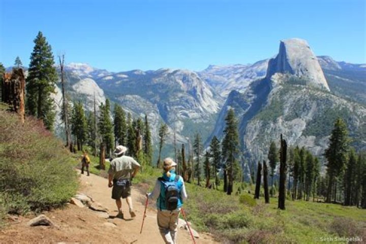  Hiking in Yosemite