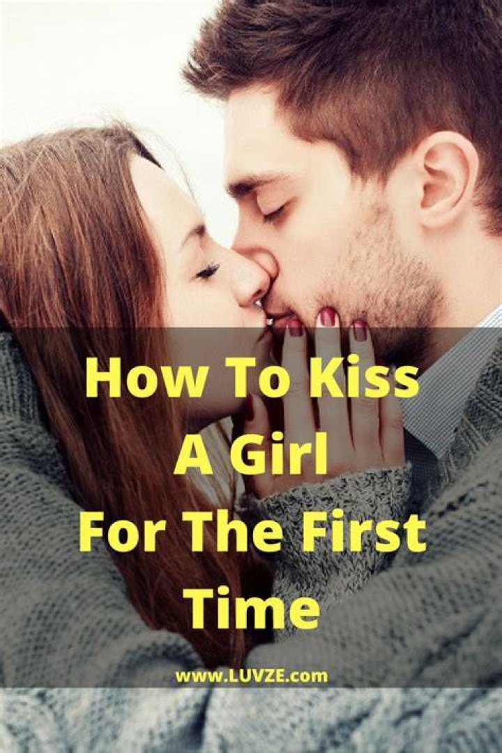Kiss on a First Date: 5 Tips for Making It Memorable