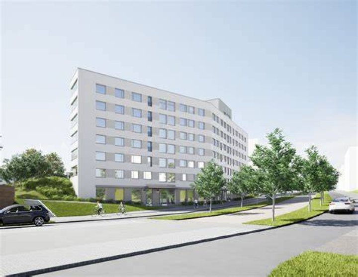 L: Second Development Services' condo plan for 88 Schermerhorn. R: Motto by Hilton rendering via Danny Forster & Architecture