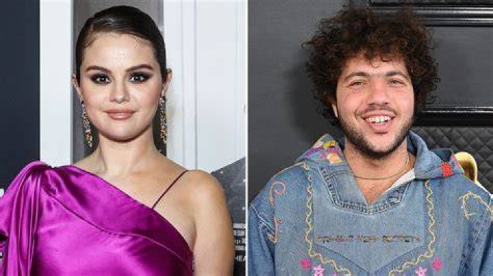 Selena Gomez and boyfriend Benny Blanco cosy up in a new pic